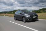 Peugeot 208 3-Door 2015 года